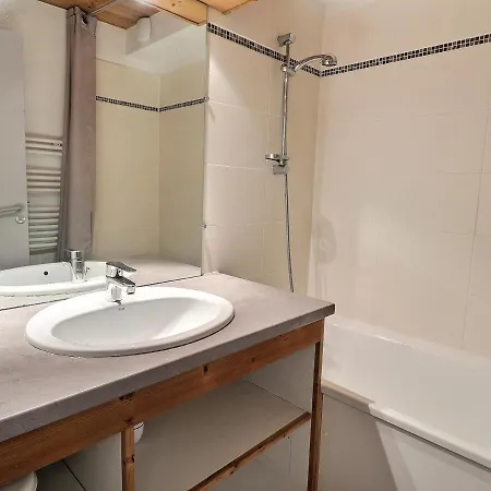 Апартаменты La Tania - 4 Pers, Skis Aux Pieds, Balcon, Proche Commodites - Fr-1-182a-24